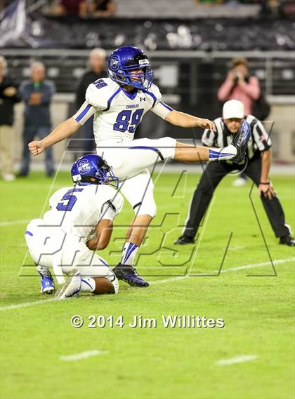 Thumbnail 3 in Hamilton vs. Chandler (AIA D1 Final)  photogallery.