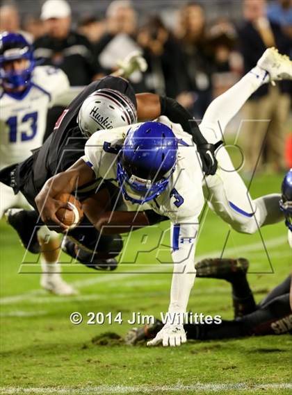 Thumbnail 2 in Hamilton vs. Chandler (AIA D1 Final)  photogallery.