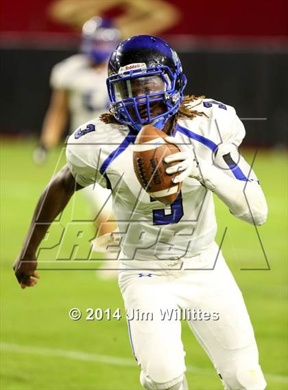 Thumbnail 3 in Hamilton vs. Chandler (AIA D1 Final)  photogallery.