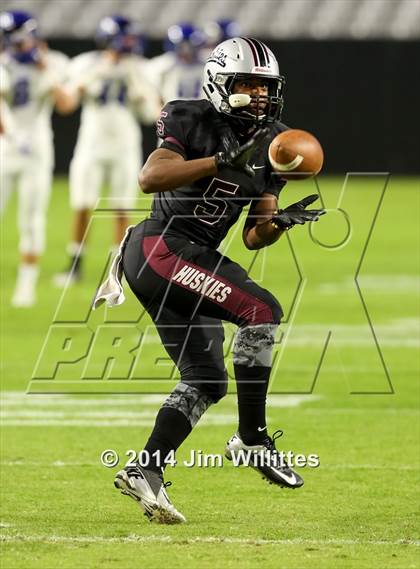 Thumbnail 2 in Hamilton vs. Chandler (AIA D1 Final)  photogallery.
