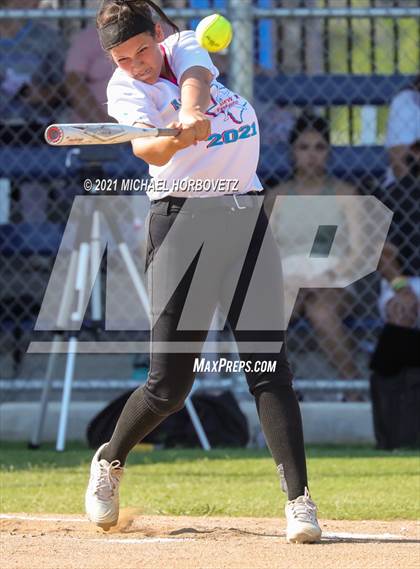 Thumbnail 1 in DFW Fastpitch HR Derby photogallery.