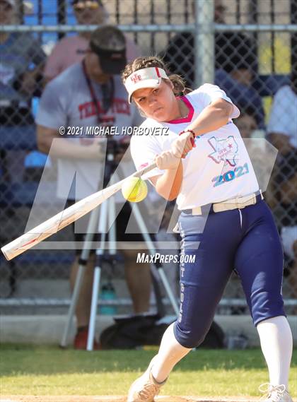 Thumbnail 2 in DFW Fastpitch HR Derby photogallery.