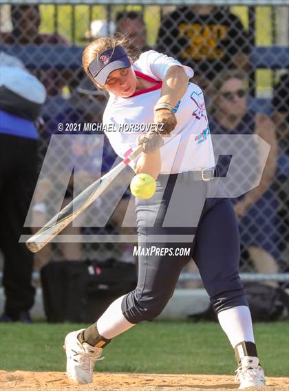 Thumbnail 3 in DFW Fastpitch HR Derby photogallery.