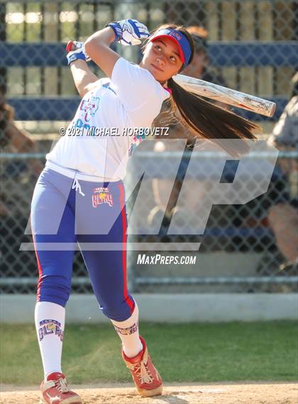 Thumbnail 1 in DFW Fastpitch HR Derby photogallery.