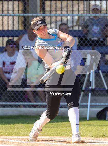 Thumbnail 3 in DFW Fastpitch HR Derby photogallery.