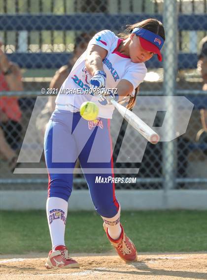 Thumbnail 2 in DFW Fastpitch HR Derby photogallery.