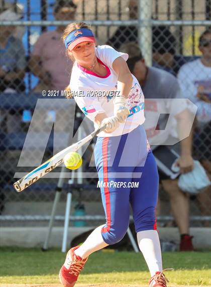 Thumbnail 2 in DFW Fastpitch HR Derby photogallery.