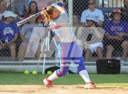 Thumbnail 3 in DFW Fastpitch HR Derby photogallery.