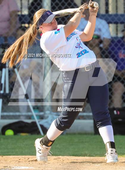 Thumbnail 1 in DFW Fastpitch HR Derby photogallery.