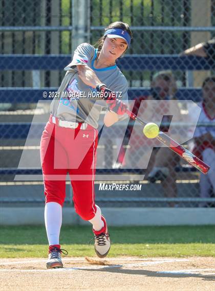 Thumbnail 3 in DFW Fastpitch HR Derby photogallery.