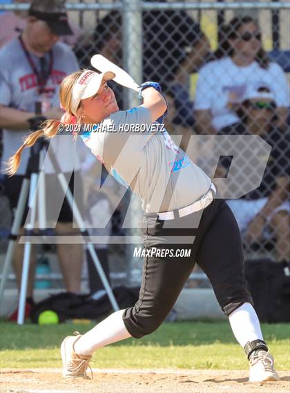 Thumbnail 3 in DFW Fastpitch HR Derby photogallery.