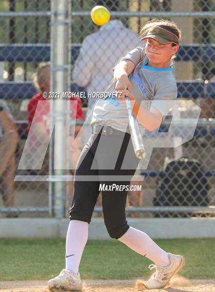 Thumbnail 3 in DFW Fastpitch HR Derby photogallery.
