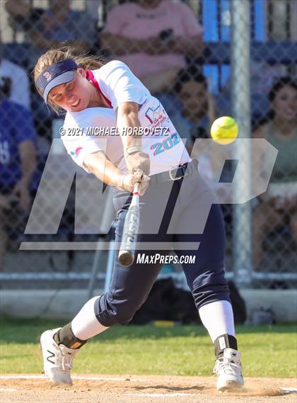 Thumbnail 1 in DFW Fastpitch HR Derby photogallery.