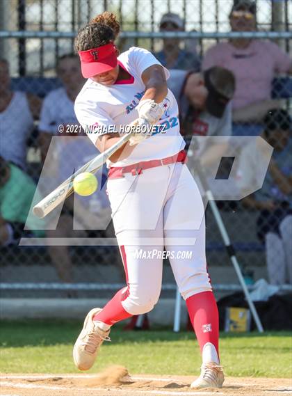 Thumbnail 1 in DFW Fastpitch HR Derby photogallery.