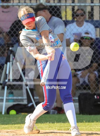 Thumbnail 1 in DFW Fastpitch HR Derby photogallery.