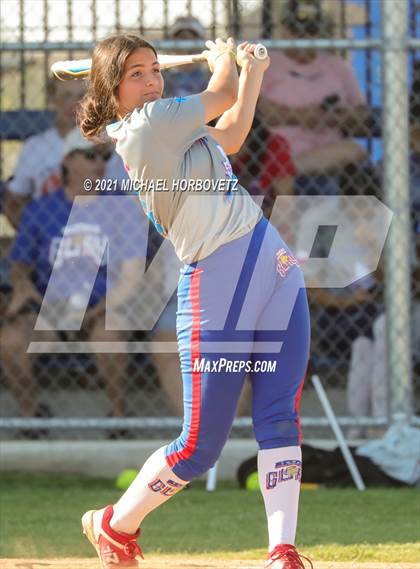 Thumbnail 3 in DFW Fastpitch HR Derby photogallery.