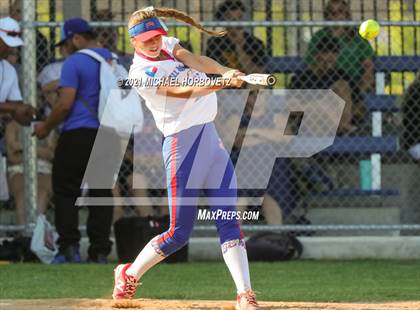 Thumbnail 2 in DFW Fastpitch HR Derby photogallery.