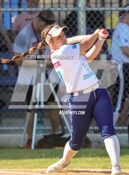 Thumbnail 1 in DFW Fastpitch HR Derby photogallery.