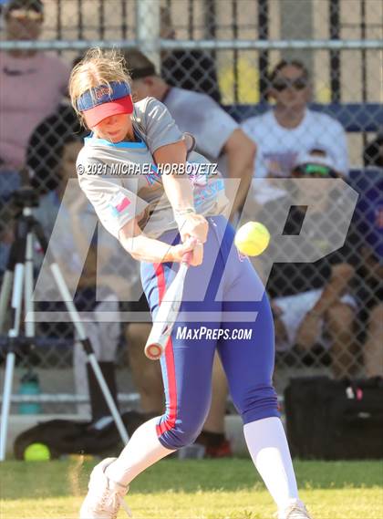 Thumbnail 2 in DFW Fastpitch HR Derby photogallery.
