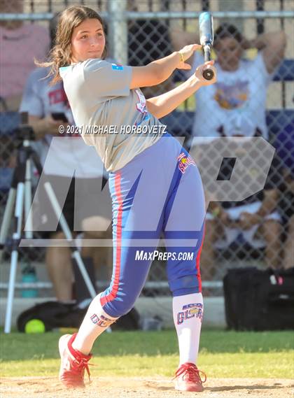 Thumbnail 2 in DFW Fastpitch HR Derby photogallery.