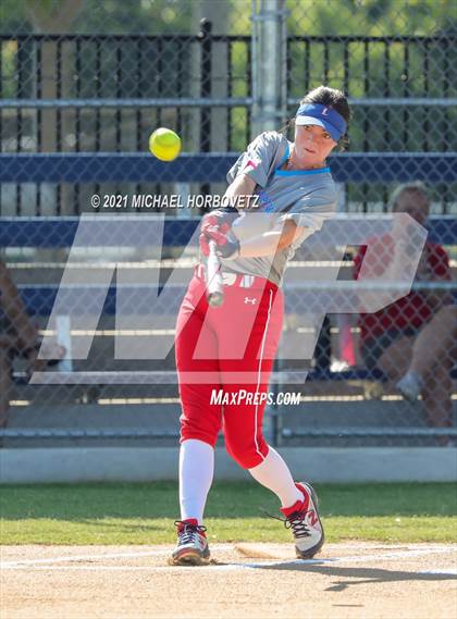 Thumbnail 2 in DFW Fastpitch HR Derby photogallery.