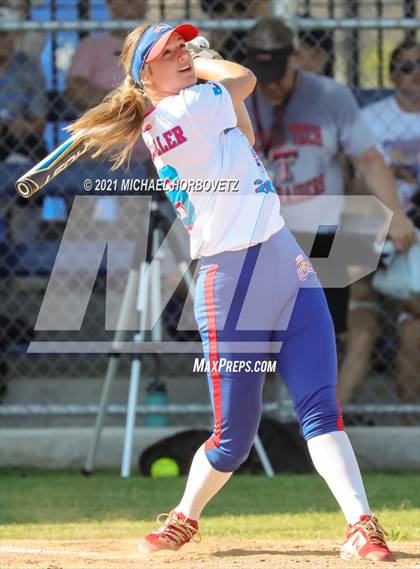 Thumbnail 1 in DFW Fastpitch HR Derby photogallery.
