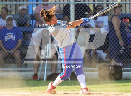 Thumbnail 3 in DFW Fastpitch HR Derby photogallery.