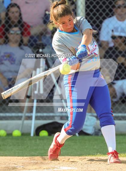 Thumbnail 1 in DFW Fastpitch HR Derby photogallery.