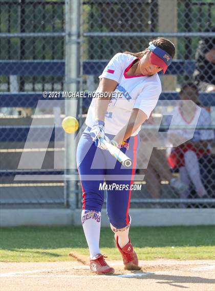 Thumbnail 3 in DFW Fastpitch HR Derby photogallery.