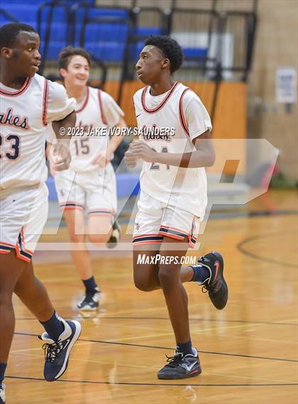 Thumbnail 1 in JV: Mount Tahoma @ Lakes photogallery.