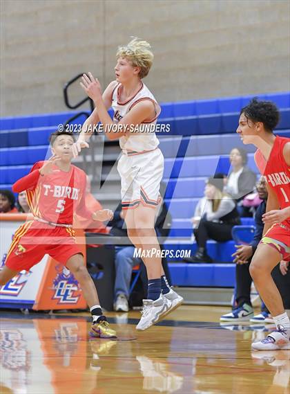 Thumbnail 3 in JV: Mount Tahoma @ Lakes photogallery.