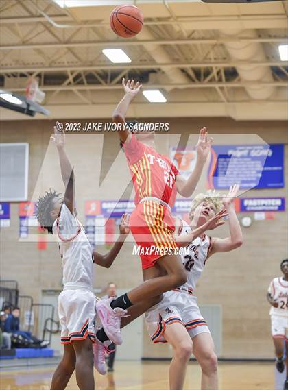 Thumbnail 3 in JV: Mount Tahoma @ Lakes photogallery.