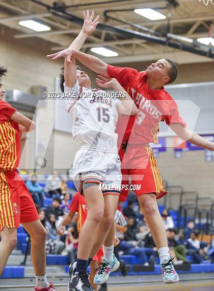 Thumbnail 3 in JV: Mount Tahoma @ Lakes photogallery.