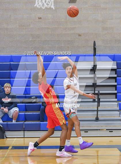 Thumbnail 3 in JV: Mount Tahoma @ Lakes photogallery.