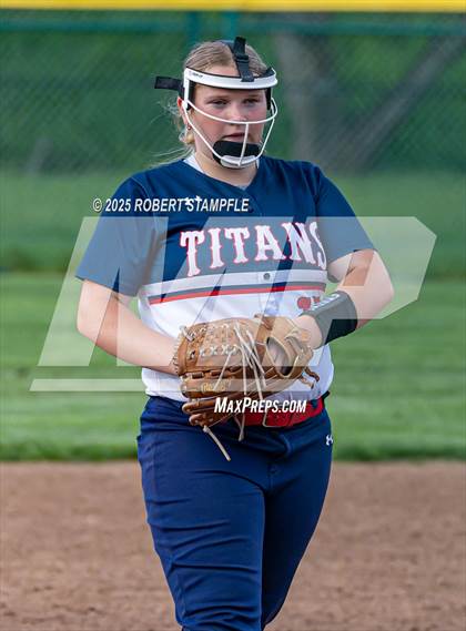 Thumbnail 3 in Knoch @ Shaler Area photogallery.