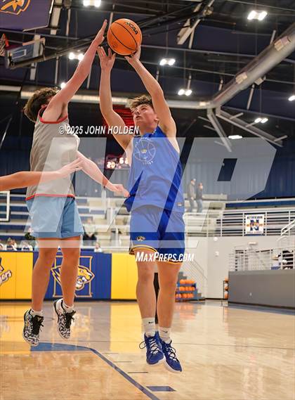 Thumbnail 1 in Chisholm @ Newkirk photogallery.