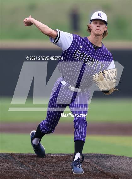 Thumbnail 2 in Rock Canyon vs. Douglas County (CHSAA 5A Region 5) photogallery.