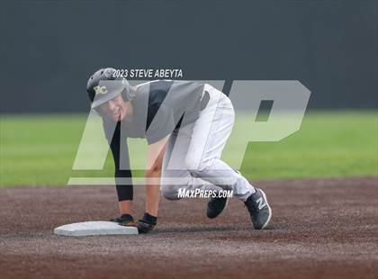 Thumbnail 2 in Rock Canyon vs. Douglas County (CHSAA 5A Region 5) photogallery.