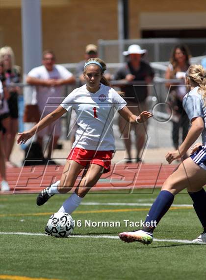 Thumbnail 3 in Maize vs Mill Valley (KSHSAA 5A Third Place) photogallery.