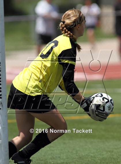 Thumbnail 2 in Maize vs Mill Valley (KSHSAA 5A Third Place) photogallery.