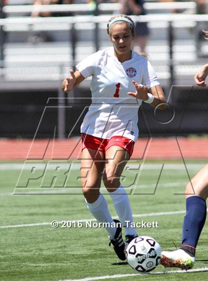 Thumbnail 3 in Maize vs Mill Valley (KSHSAA 5A Third Place) photogallery.