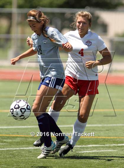 Thumbnail 1 in Maize vs Mill Valley (KSHSAA 5A Third Place) photogallery.