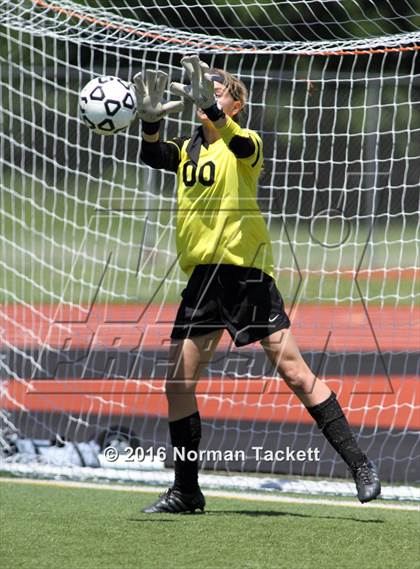 Thumbnail 1 in Maize vs Mill Valley (KSHSAA 5A Third Place) photogallery.