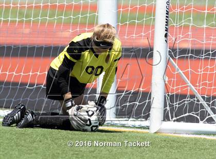 Thumbnail 3 in Maize vs Mill Valley (KSHSAA 5A Third Place) photogallery.