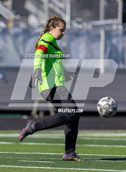 Thumbnail 3 in Rowlett vs. Braswell (Forney Invitational Tournament) photogallery.