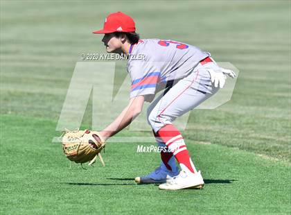 Thumbnail 3 in Prairiland vs Paris (Joe Moore Invitational) photogallery.