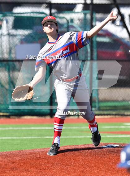 Thumbnail 2 in Prairiland vs Paris (Joe Moore Invitational) photogallery.