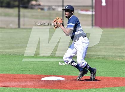 Thumbnail 2 in Prairiland vs Paris (Joe Moore Invitational) photogallery.