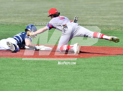 Thumbnail 2 in Prairiland vs Paris (Joe Moore Invitational) photogallery.