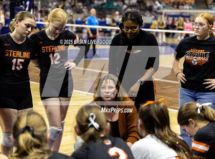 Thumbnail 2 in Alamosa vs. Sterling (CHSAA 3A Round 2) photogallery.